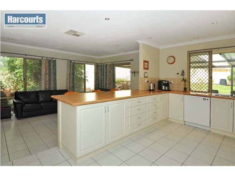 7 Fontana Cove, Joondalup WA 6027