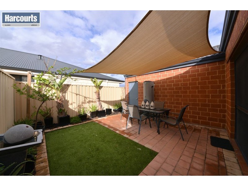 1 Albana Grove, Pearsall WA 6065