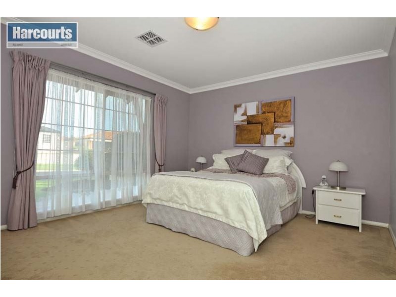 21 Aspendale Place, Hillarys WA 6025