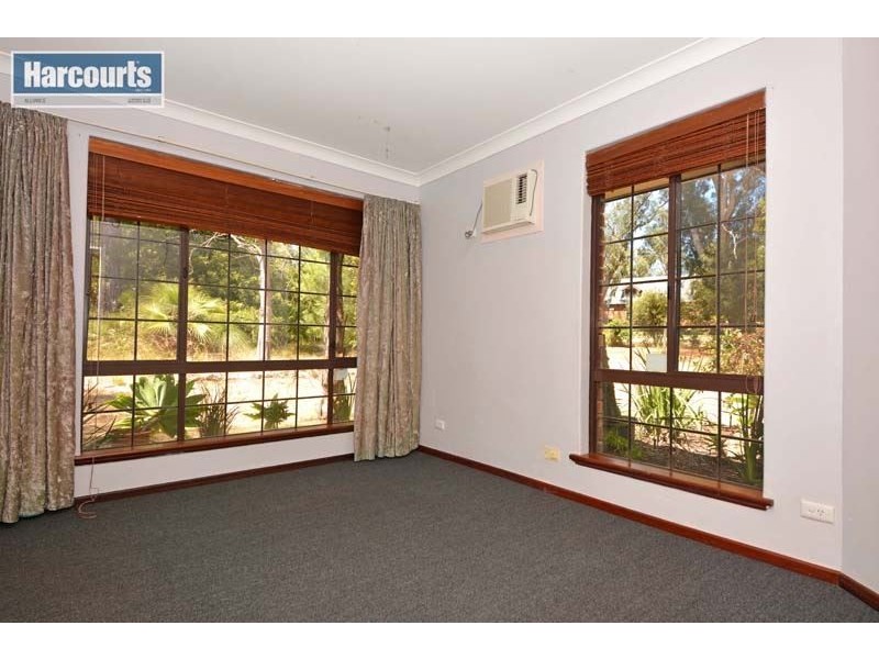 95 Sublime Glade, Carramar WA 6031