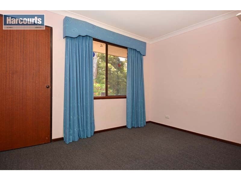 95 Sublime Glade, Carramar WA 6031