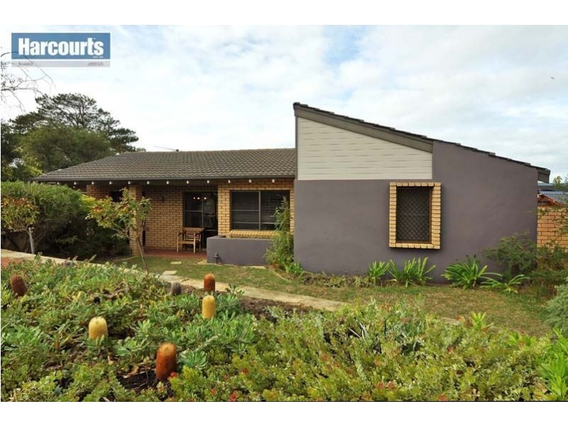 5 Kiah Court, Kingsley WA 6026