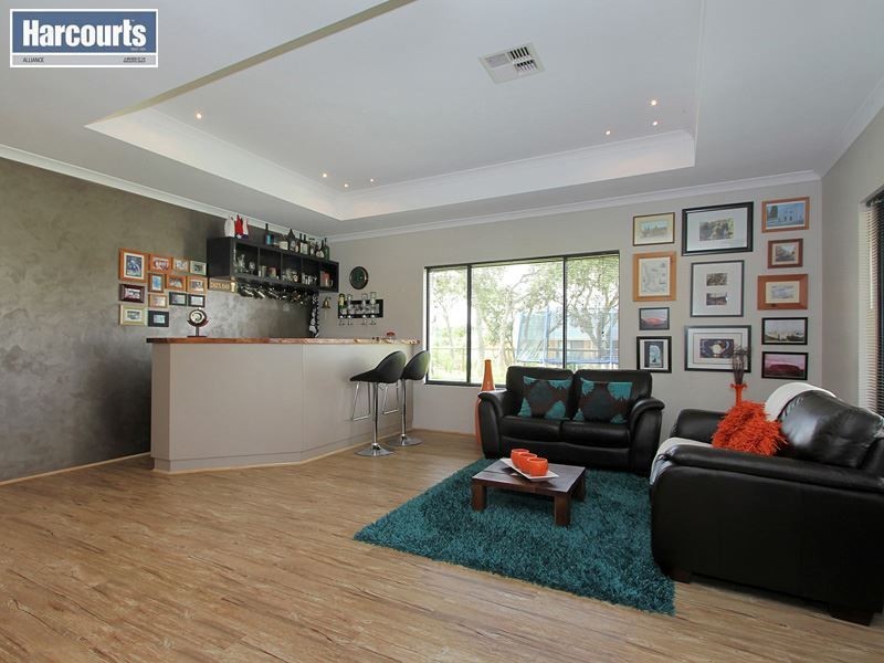 15 Kendall Street, Muchea WA 6501