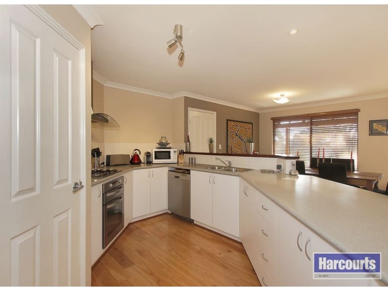 32 Buckthorn Drive, Lower Chittering WA 6084