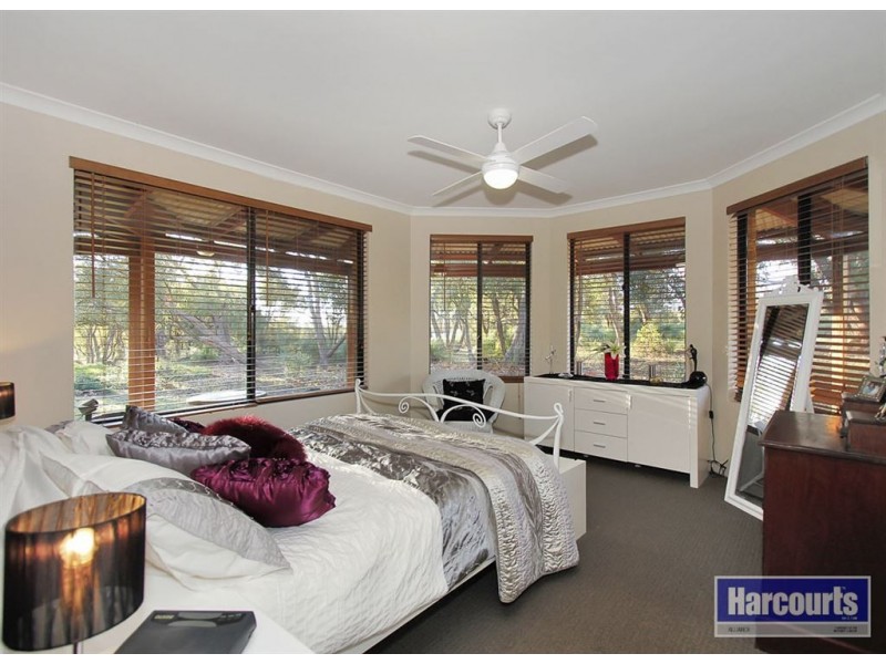 32 Buckthorn Drive, Lower Chittering WA 6084