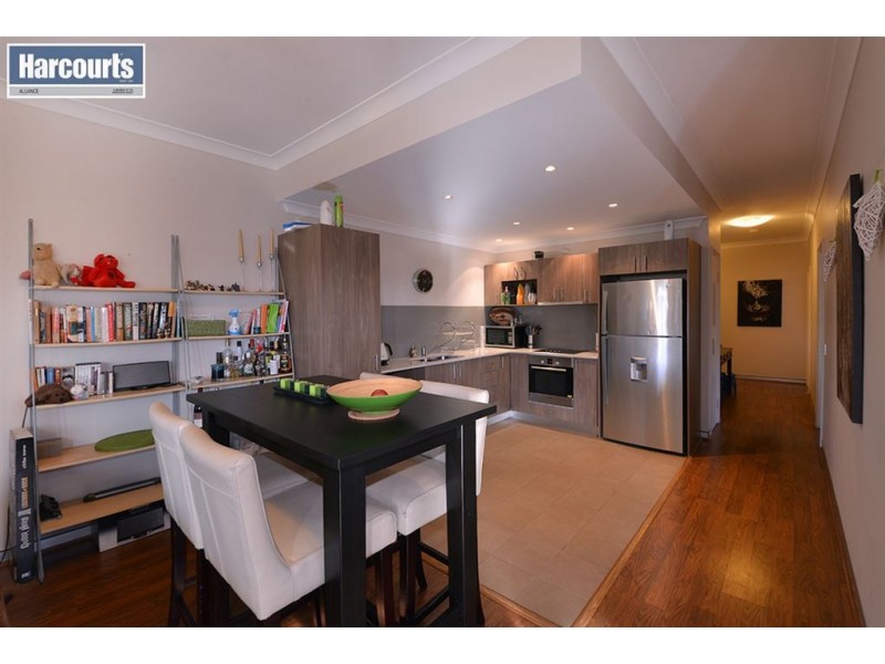 22/2 Walsh Loop, Joondalup WA 6027