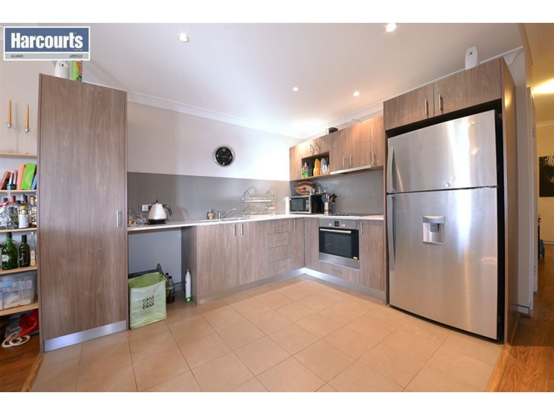 22/2 Walsh Loop, Joondalup WA 6027