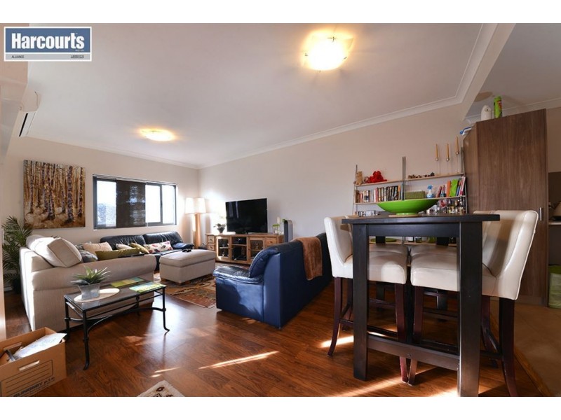 22/2 Walsh Loop, Joondalup WA 6027