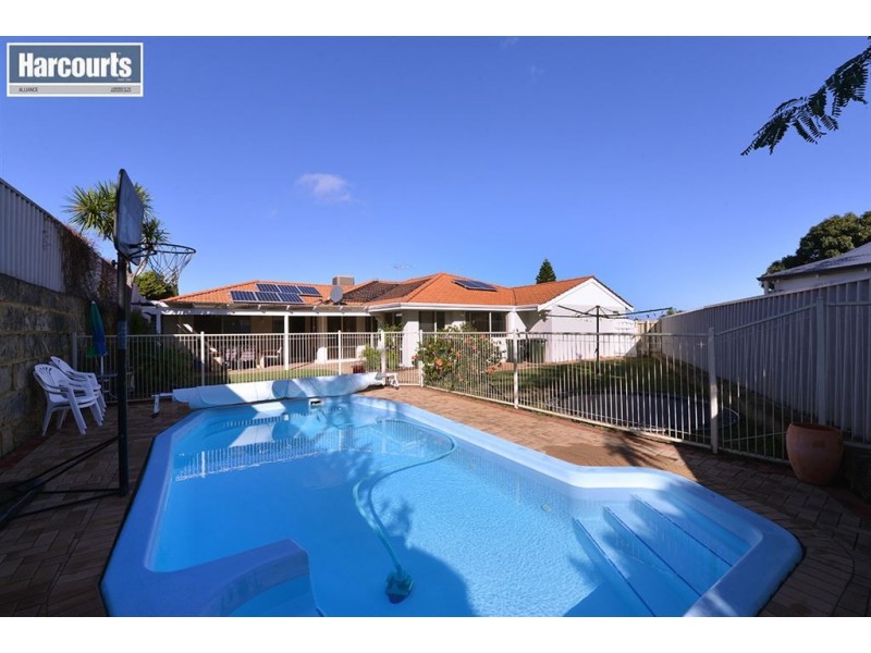 40 Bainbridge Mews, Currambine WA 6028