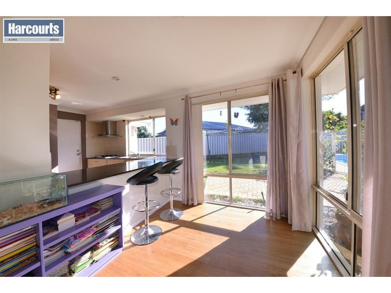 40 Bainbridge Mews, Currambine WA 6028