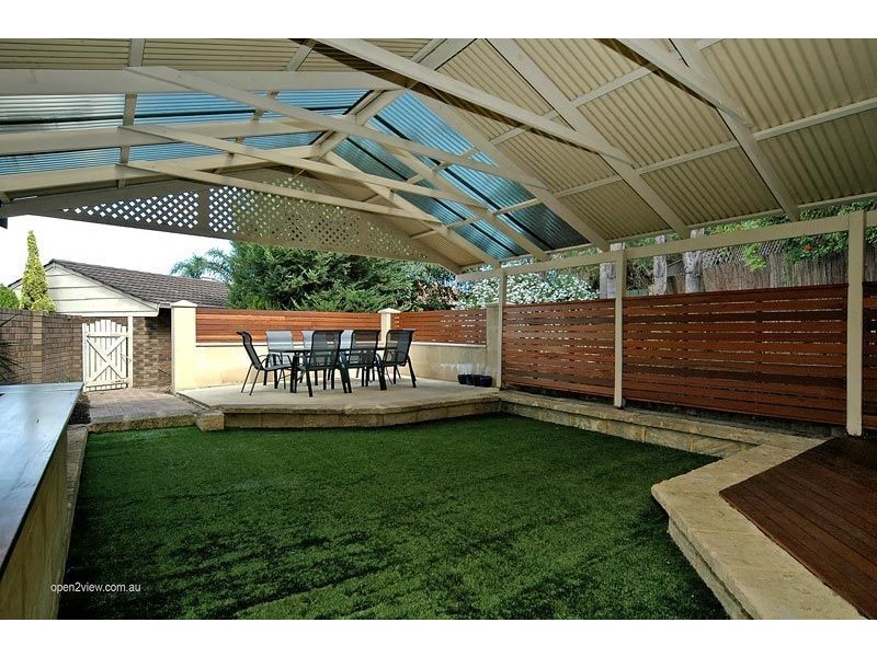 15 Hillside Close, Edgewater WA 6027