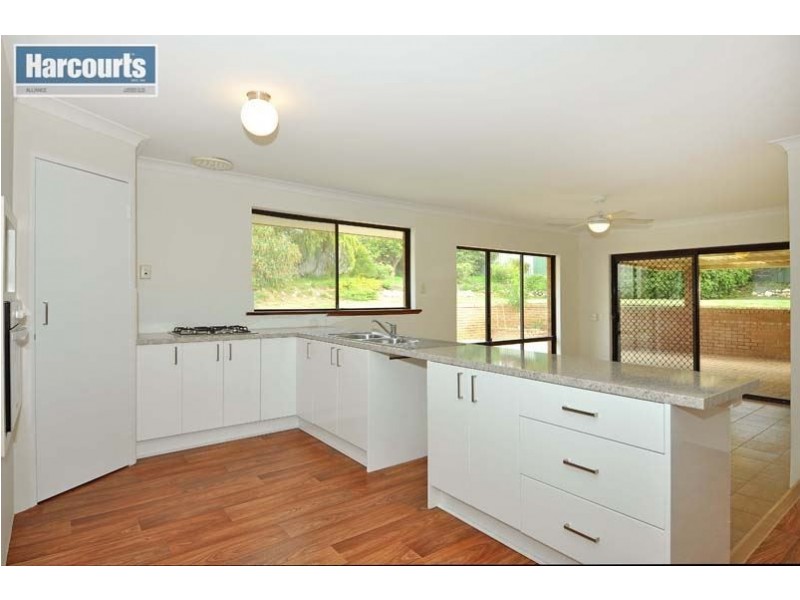 11 Conway Grove, Heathridge WA 6027