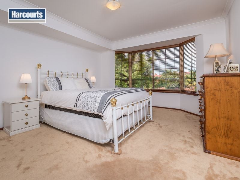 5 Woronga Place, Duncraig WA 6023