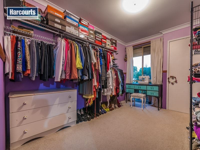 8 Giles Place, Mirrabooka WA 6061