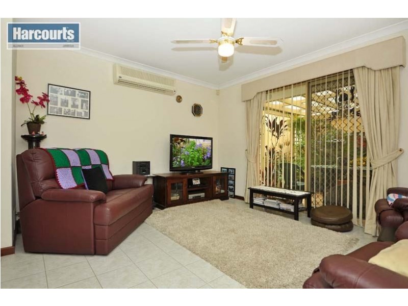 17 Parkin Court, Eden Hill WA 6054