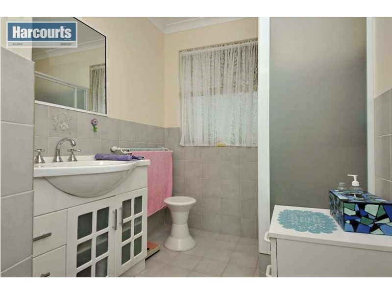 17 Parkin Court, Eden Hill WA 6054