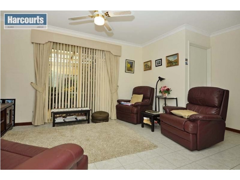 17 Parkin Court, Eden Hill WA 6054