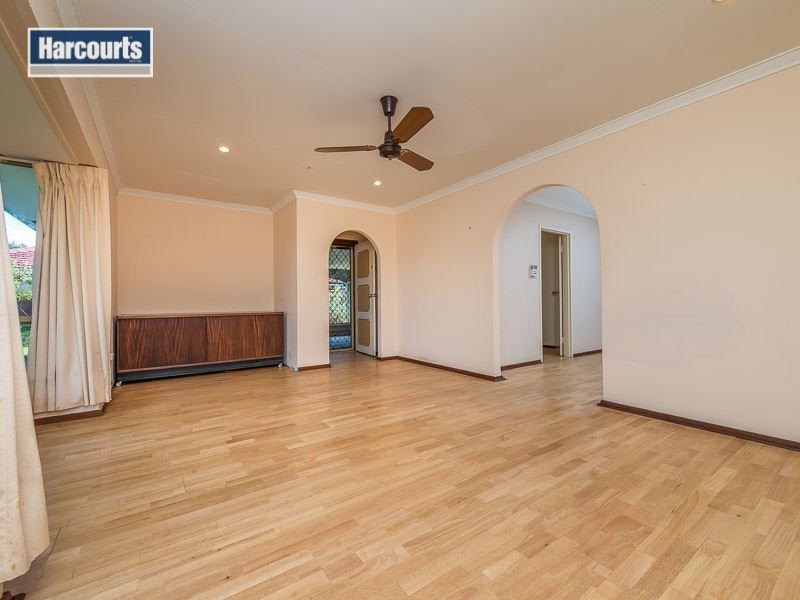 25 Warruga Way, Wanneroo WA 6065