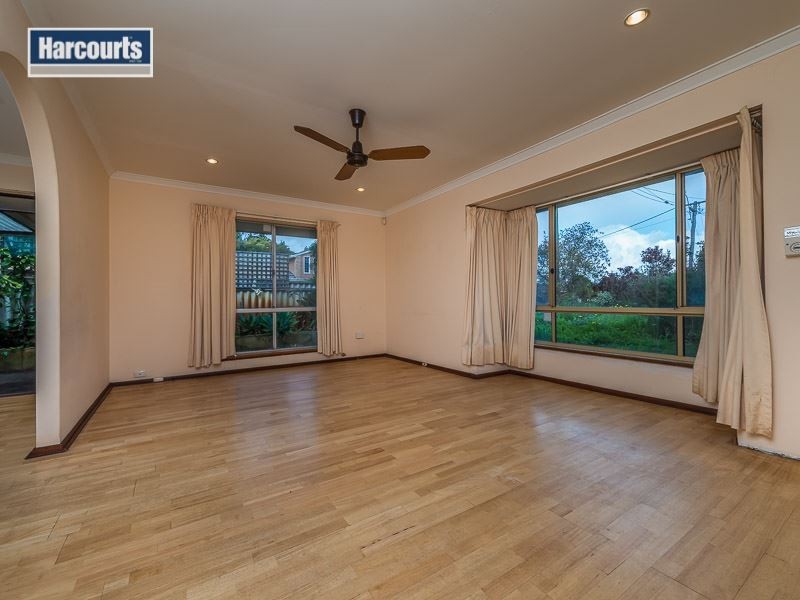 25 Warruga Way, Wanneroo WA 6065