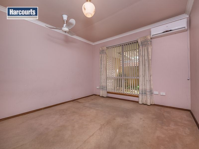 25 Warruga Way, Wanneroo WA 6065