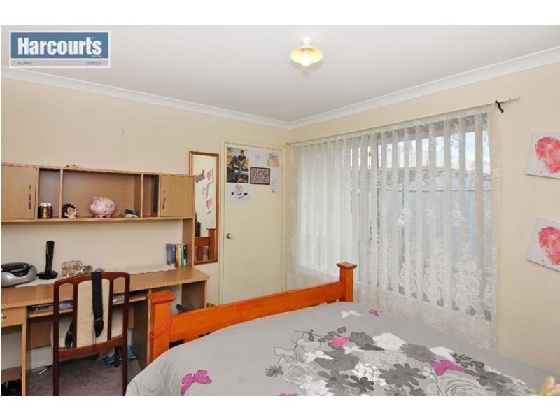 10 Ghost Gum Boulevard, Banksia Grove WA 6031