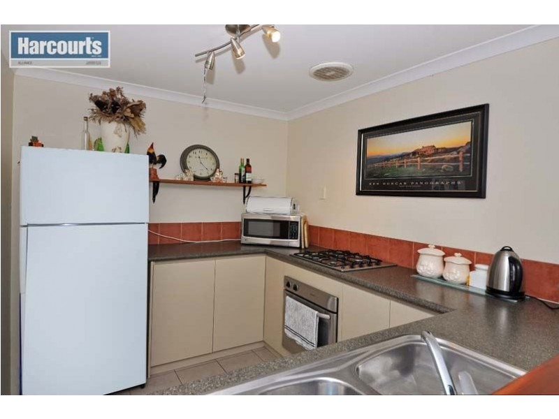 10 Ghost Gum Boulevard, Banksia Grove WA 6031