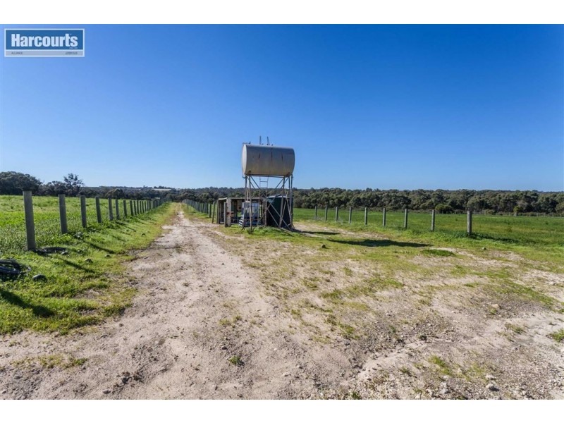 3080 Wanneroo Road, Carabooda WA 6033