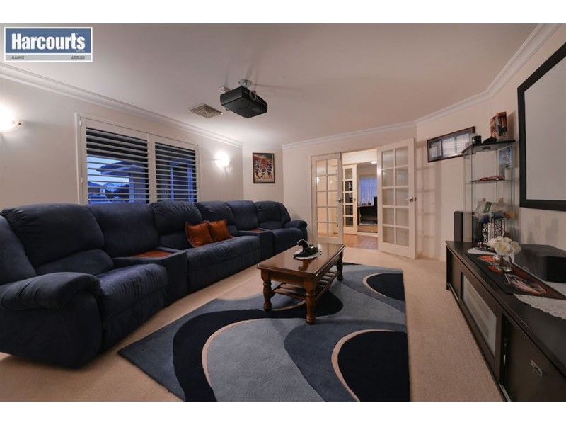 3 Flint Close, Pearsall WA 6065