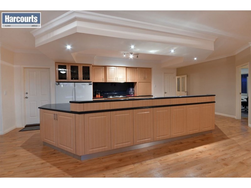 3 Flint Close, Pearsall WA 6065