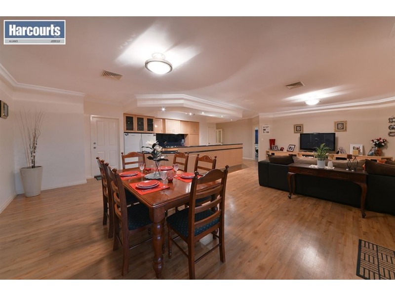 3 Flint Close, Pearsall WA 6065