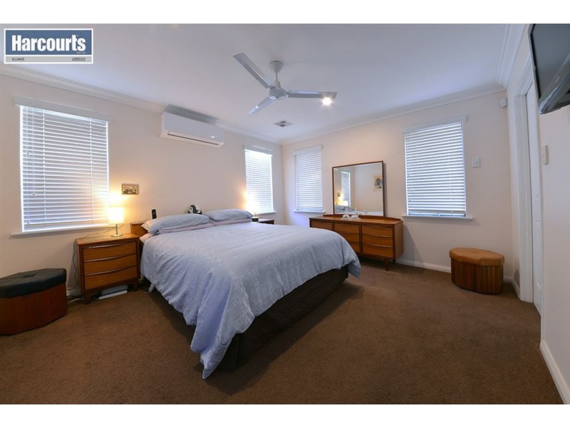 9 Carosa Road, Tapping WA 6065