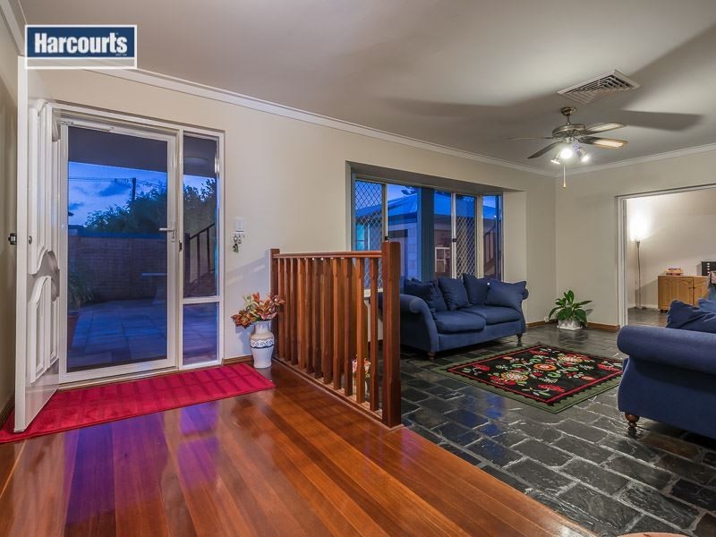 2 Merrifield Place, Mullaloo WA 6027