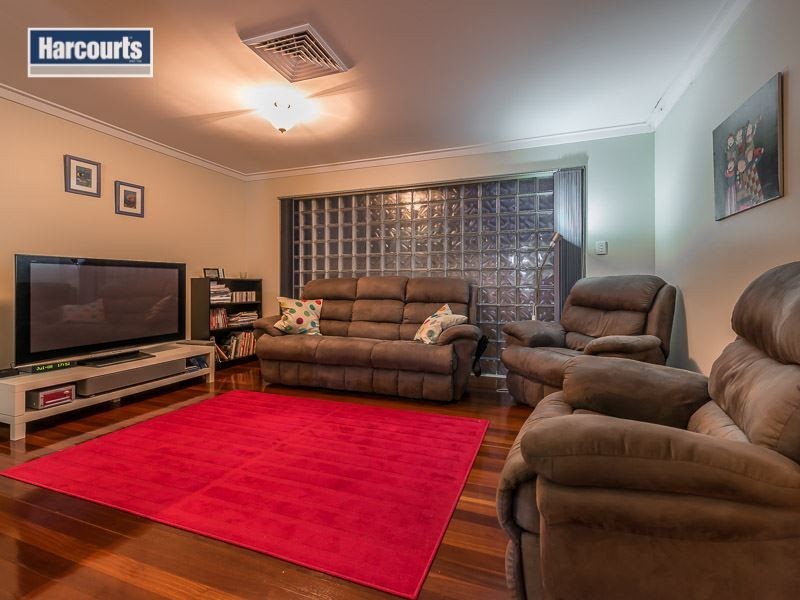 2 Merrifield Place, Mullaloo WA 6027