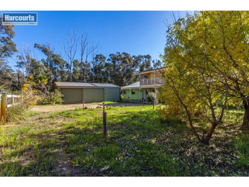 14 Trian Road, Carabooda WA 6033