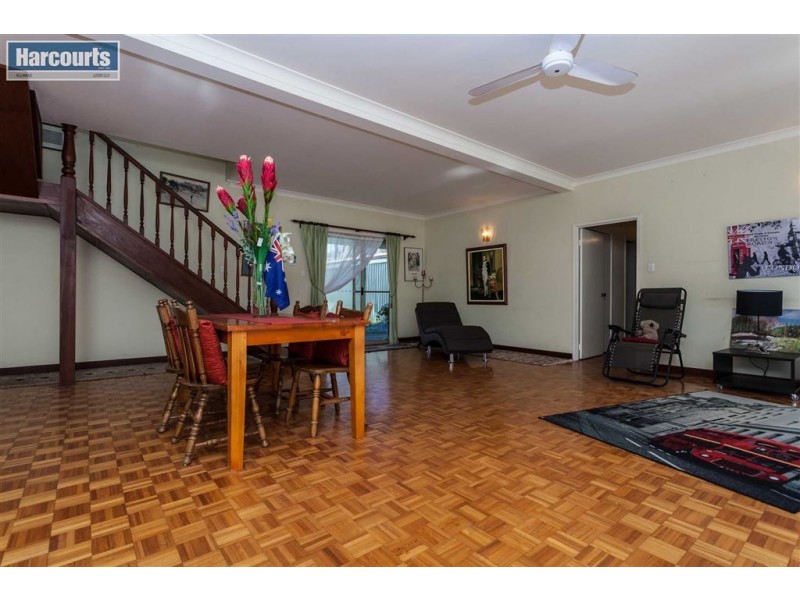 14 Trian Road, Carabooda WA 6033