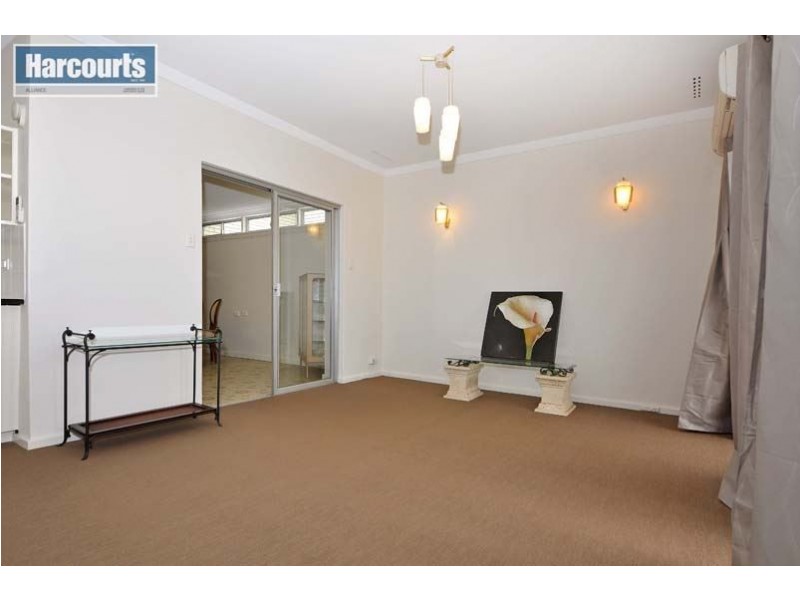 2/309 Cape Street, Yokine WA 6060
