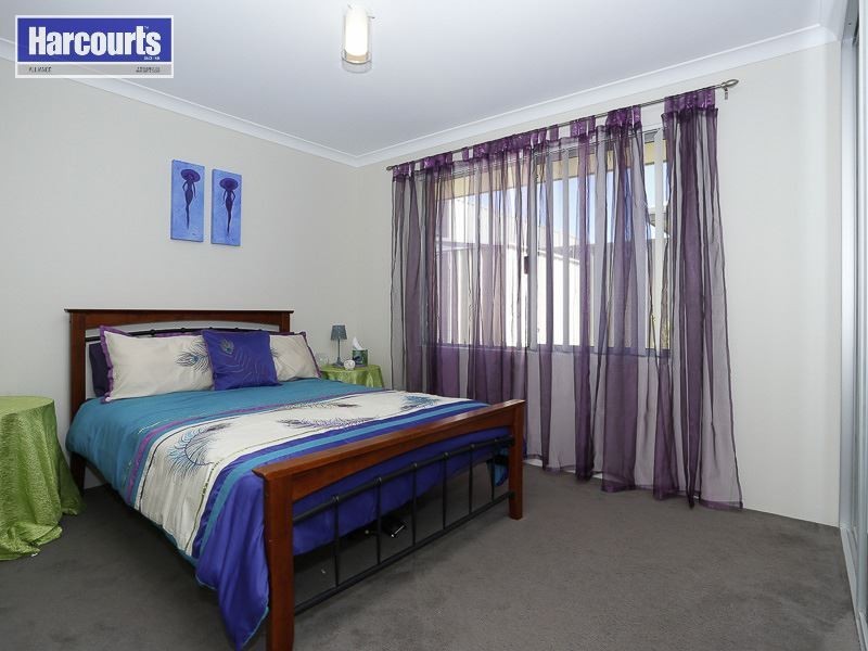 33 Helmsley Parkway, Alkimos WA 6038