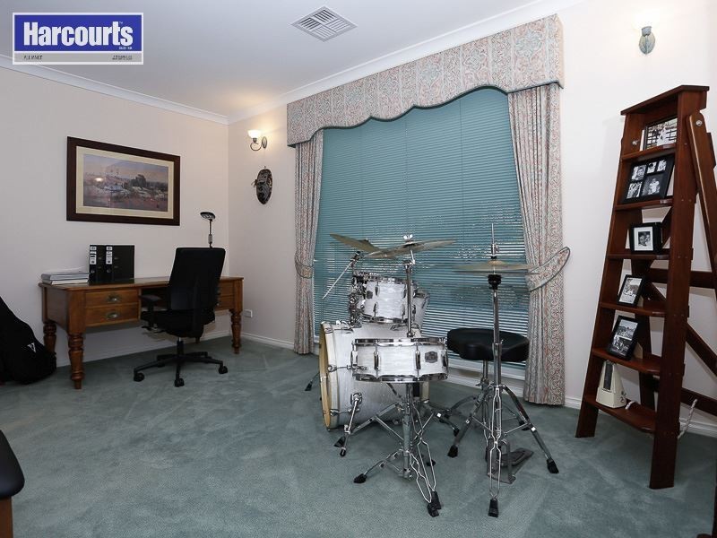 274 Boulonnais Drive, Brigadoon WA 6069