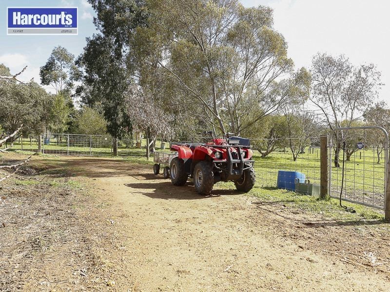 192 Meadowbrook Ramble, Bullsbrook WA 6084