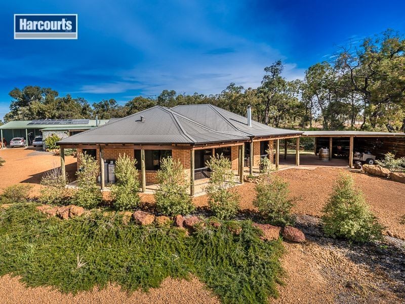 24 Honeypot Road, Lower Chittering WA 6084