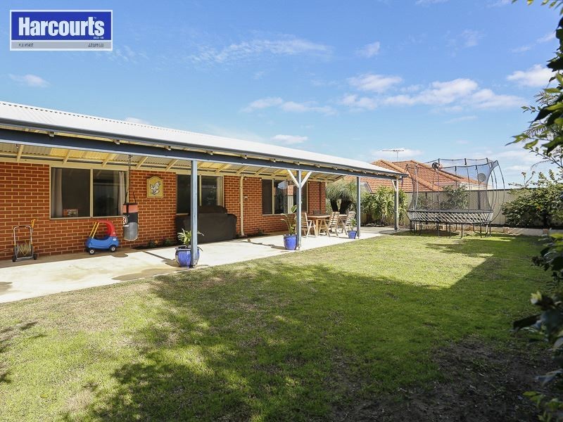 75 Kingsway, Madeley WA 6065