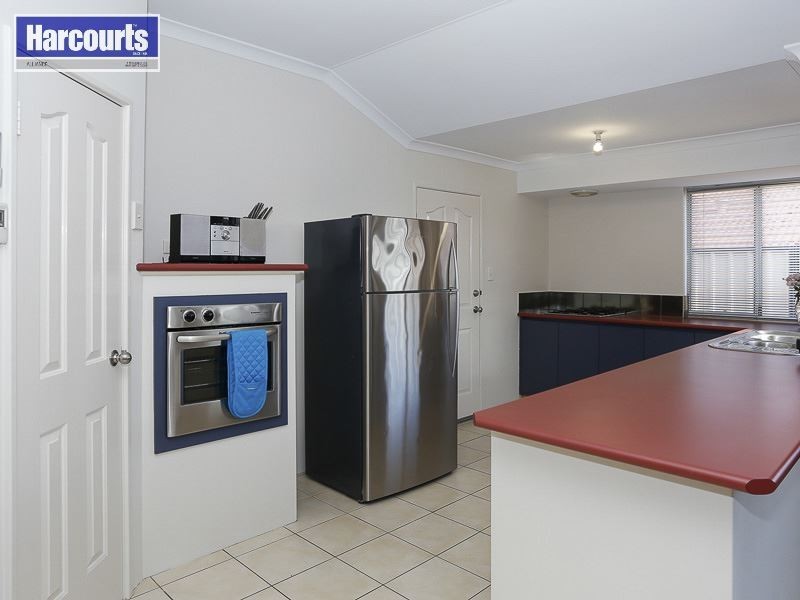75 Kingsway, Madeley WA 6065