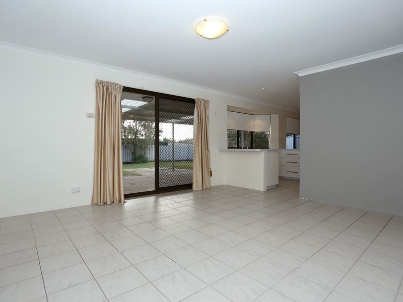 2 Lebeo Court, Heathridge WA 6027