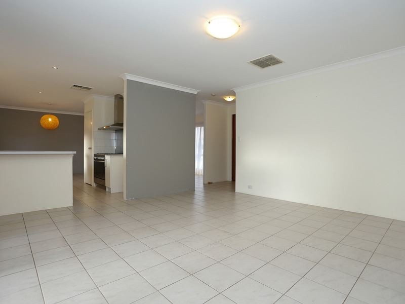 2 Lebeo Court, Heathridge WA 6027