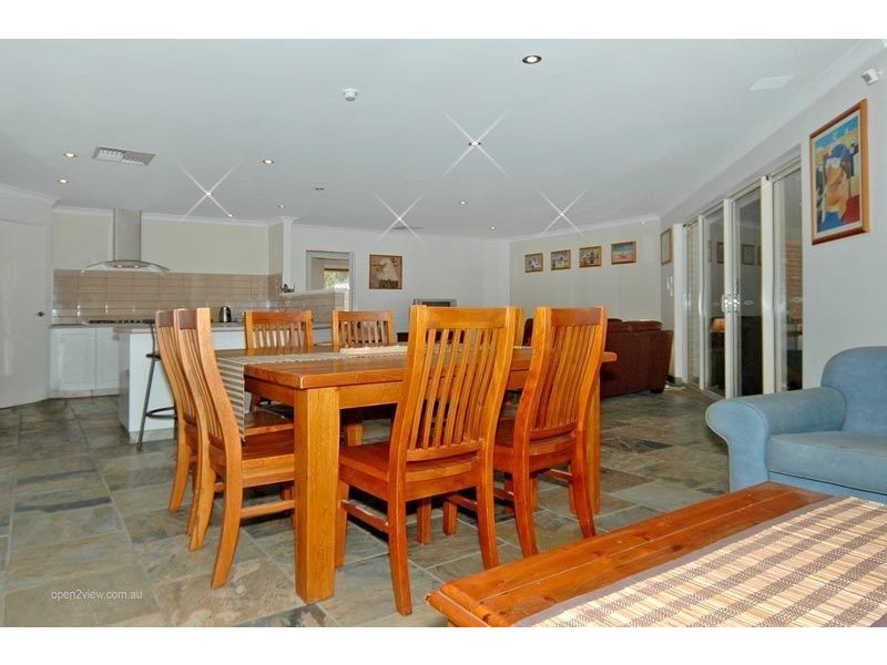 72 Emerald Drive, Carabooda WA 6033