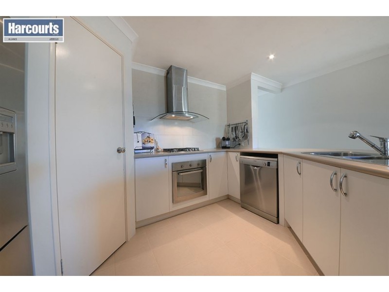 106 Sundowner Meander, Banksia Grove WA 6031