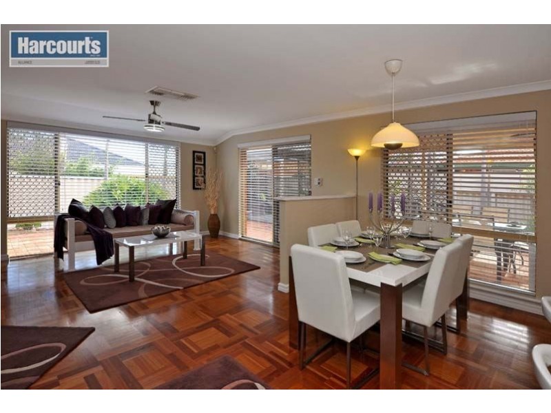 63 Ailsacraig Ramble, Kinross WA 6028