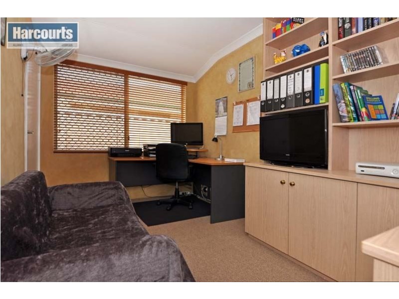 63 Ailsacraig Ramble, Kinross WA 6028