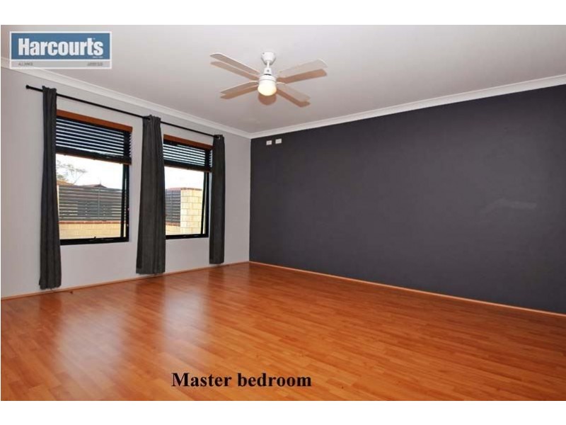 31 Tableland Way, Carramar WA 6031