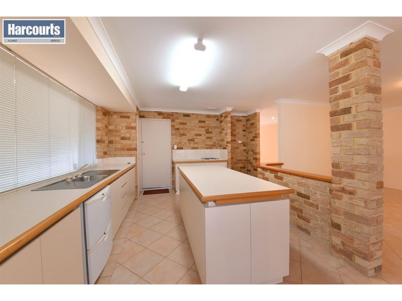 33 Royal Scot Loop, Currambine WA 6028